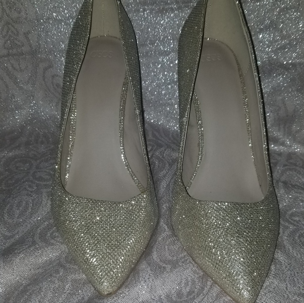 Gold glitter champagne heels - Picture 3 of 3